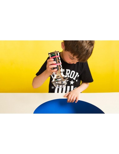 CONSTRUIS UNE LAMPE TORCHE - KOA KOA